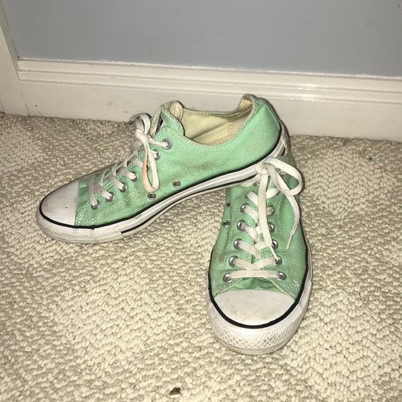 mint green converse size 3